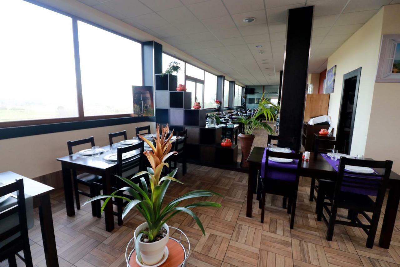 Apartamentos Casas Novas Silleda Kültér fotó